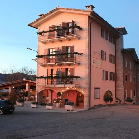 Hotel Piccola Mantova Bosco Chiesanuova Eksteriør billede