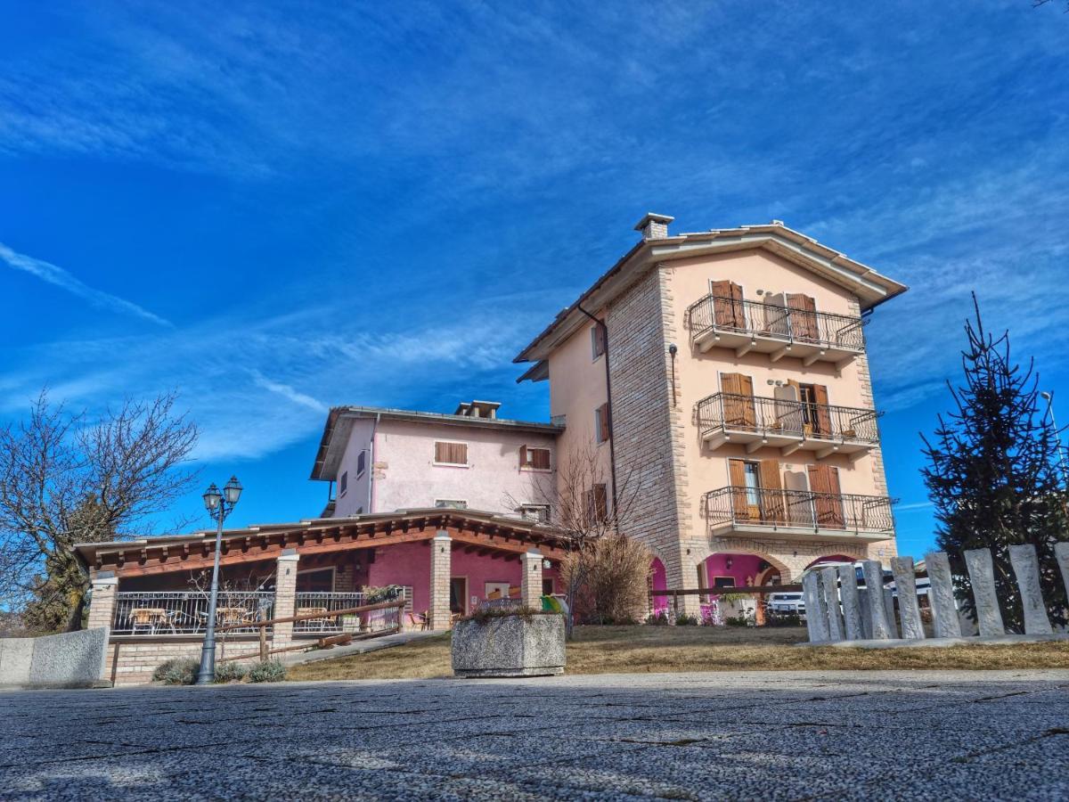 Hotel Piccola Mantova Bosco Chiesanuova Eksteriør billede