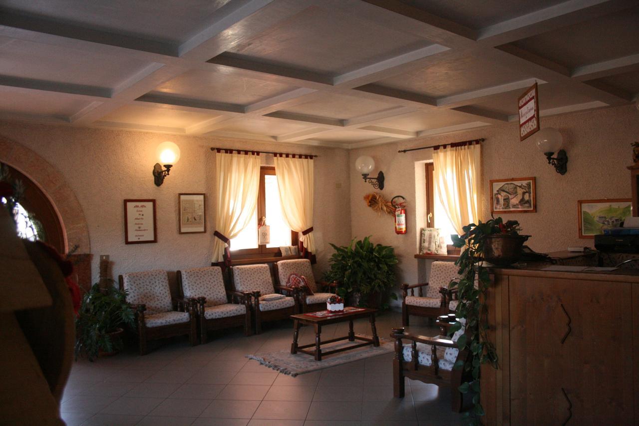 Hotel Piccola Mantova Bosco Chiesanuova Eksteriør billede